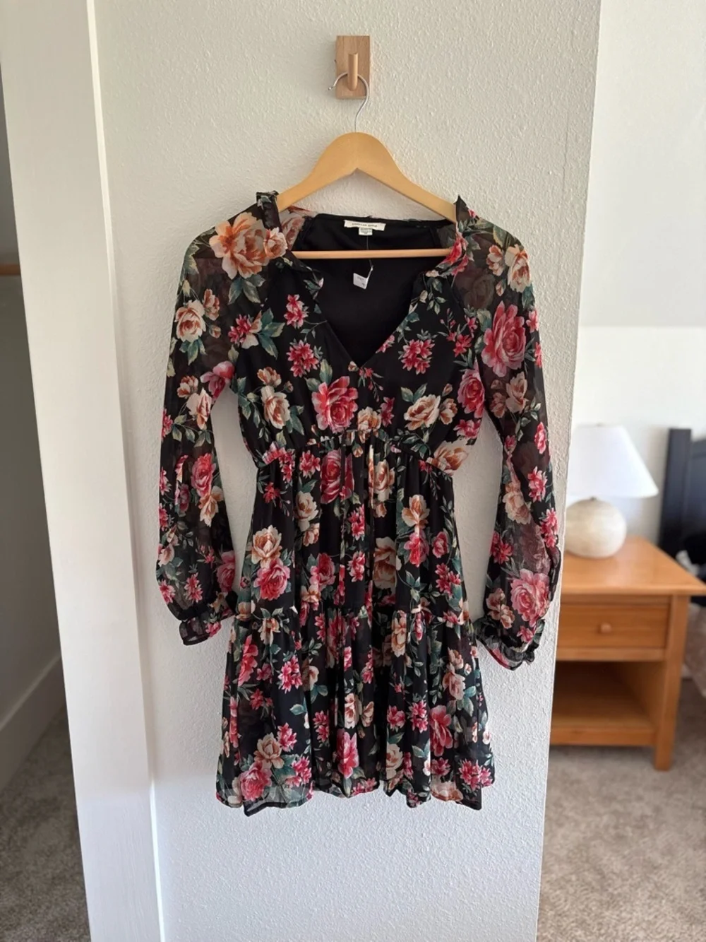American Eagle Outfitters Black Floral Long-Sleeve Tiered Dress